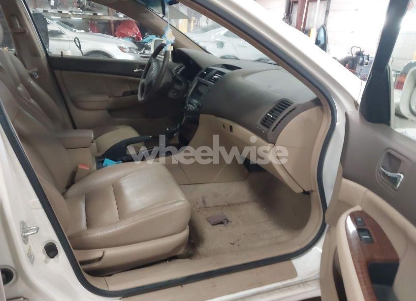 Photo 5 of 2006 Honda Accord HYBRID (VIN JHMCN36566C002442)