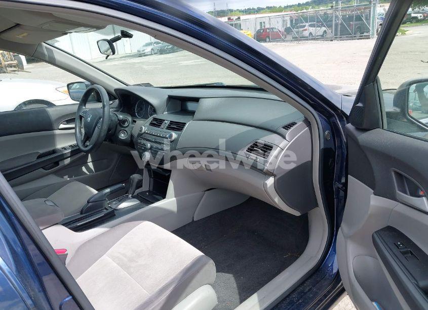 Photo 5 of 2008 Honda Accord 2.4 LX (VIN JHMCP26308C079779)