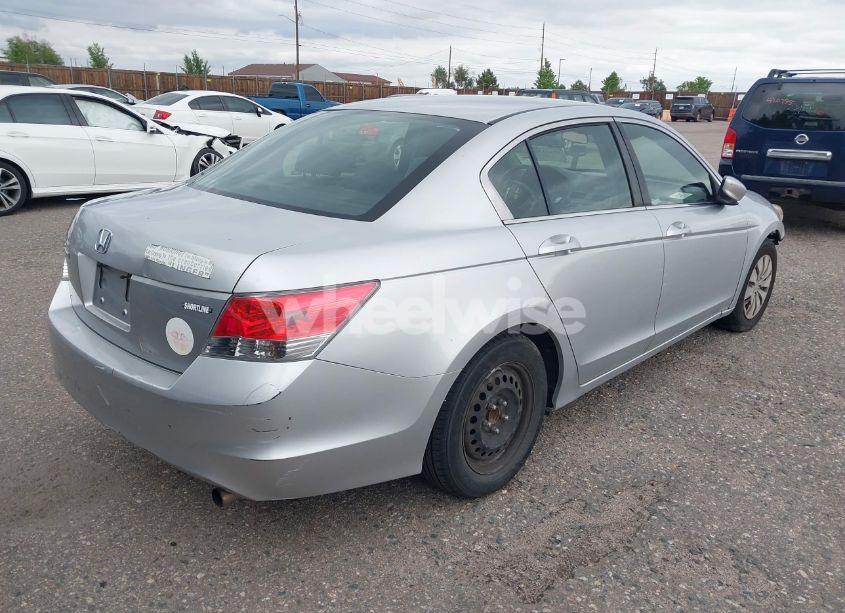 Photo 4 of 2009 Honda Accord 2.4 LX (VIN JHMCP26319C012397)