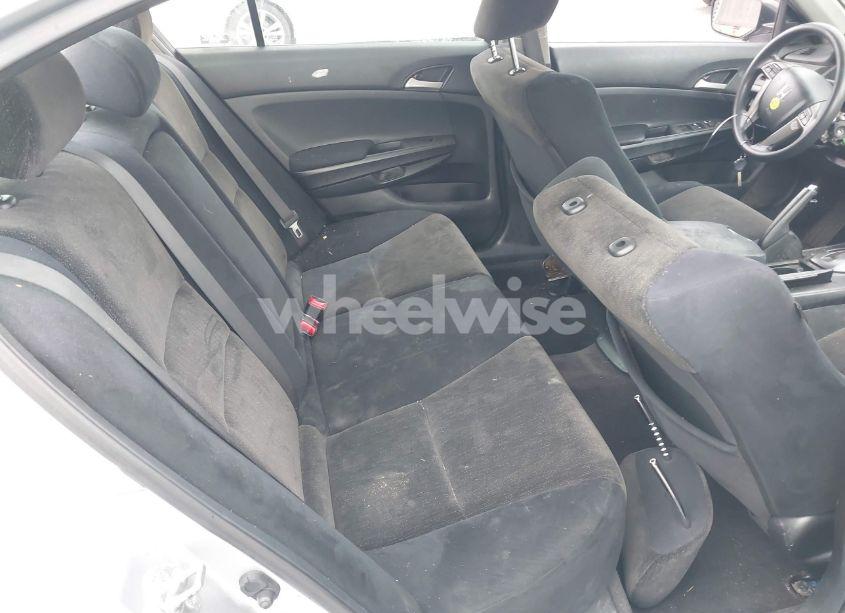 Photo 8 of 2009 Honda Accord 2.4 LX (VIN JHMCP26319C012397)