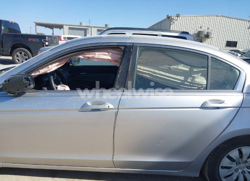 Photo 15 of 2008 Honda Accord 2.4 LX (VIN JHMCP26328C031393)