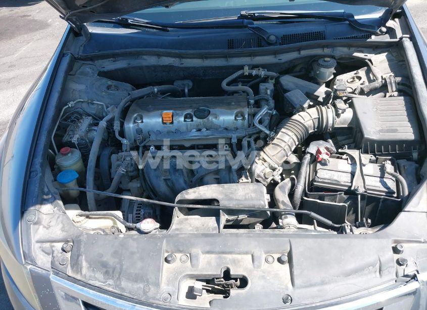 Photo 10 of 2009 Honda Accord 2.4 LX (VIN JHMCP26329C005023)