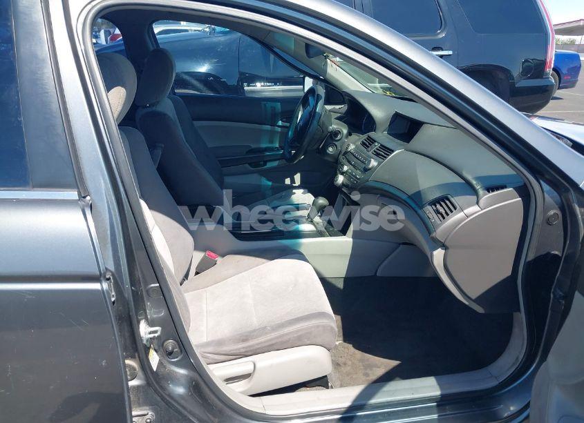 Photo 5 of 2009 Honda Accord 2.4 LX (VIN JHMCP26329C005023)