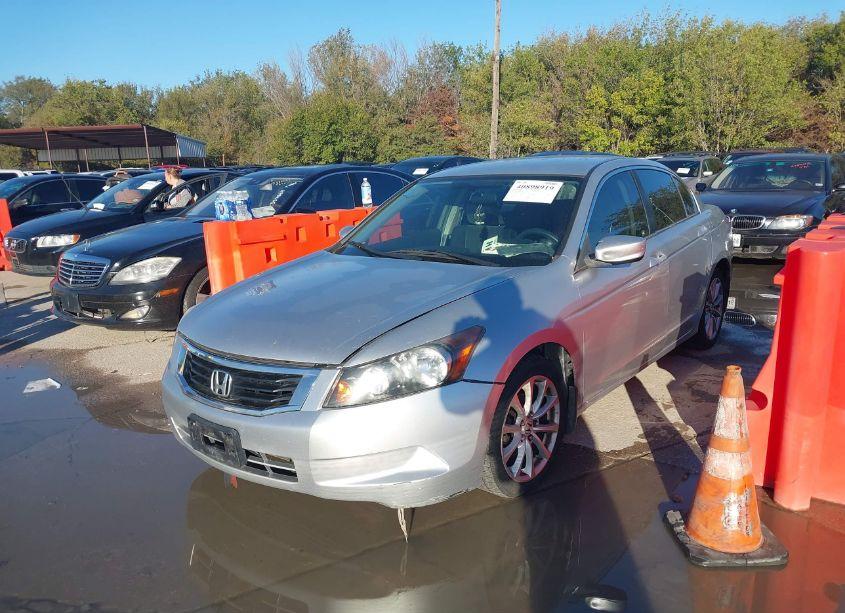 Photo 2 of 2008 Honda Accord 2.4 LX (VIN JHMCP26338C061583)