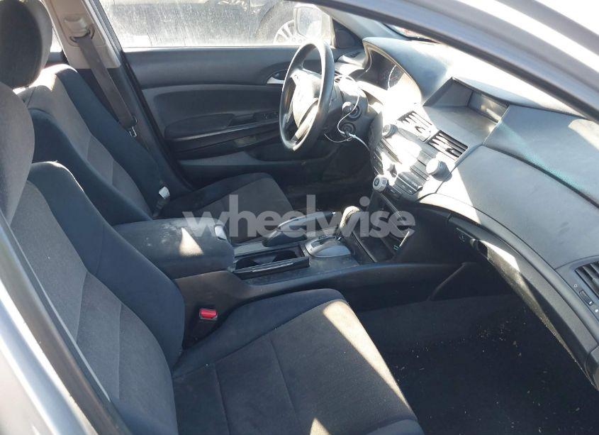 Photo 5 of 2008 Honda Accord 2.4 LX (VIN JHMCP26348C025983)