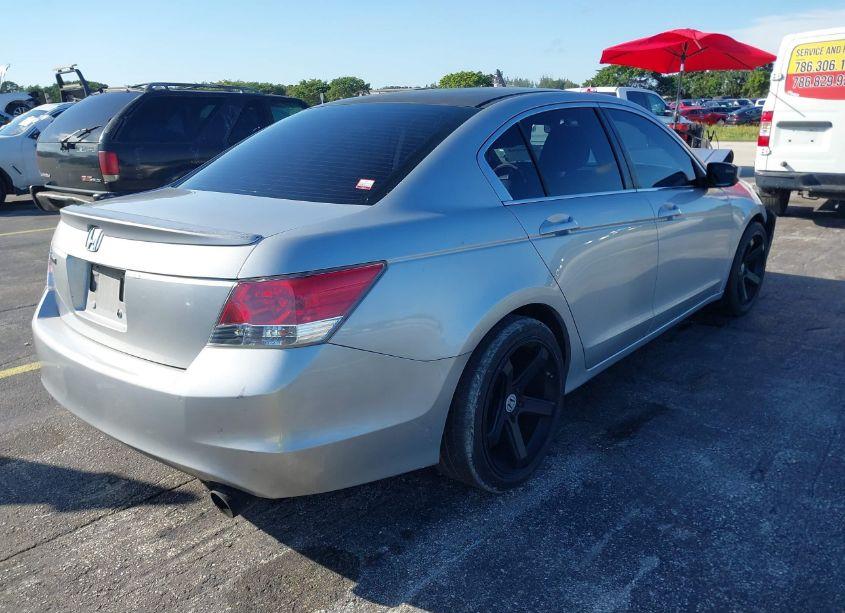 Photo 4 of 2009 Honda Accord 2.4 LX (VIN JHMCP26349C015004)