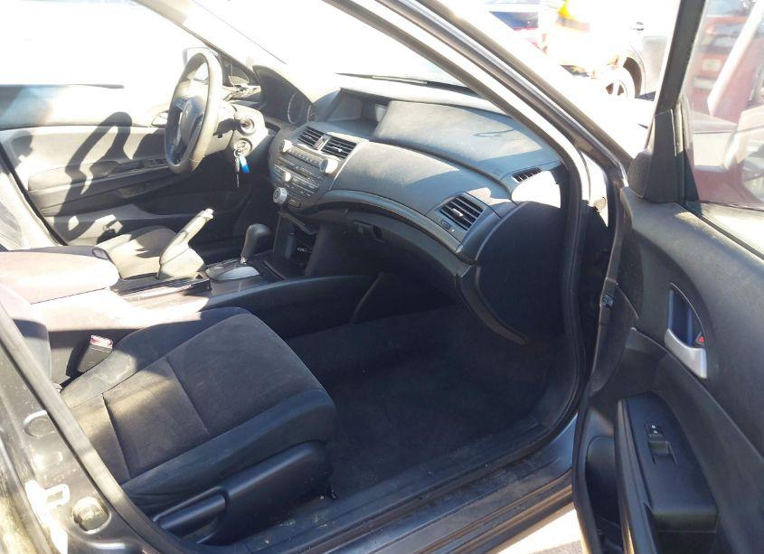 Photo 5 of 2008 Honda Accord 2.4 LX (VIN JHMCP26358C079017)