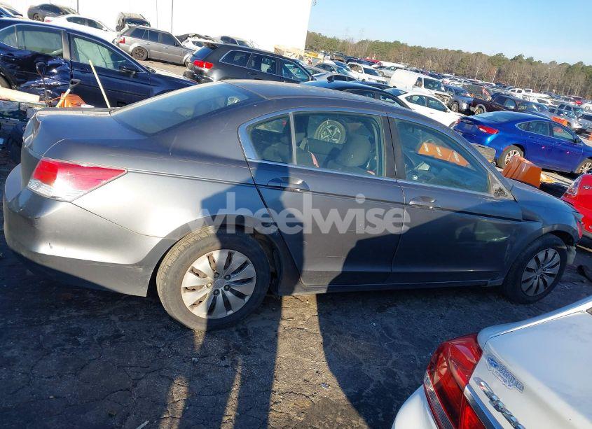 Photo 13 of 2009 Honda Accord 2.4 LX (VIN JHMCP26379C005955)