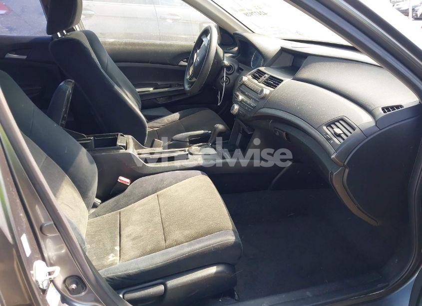 Photo 5 of 2009 Honda Accord 2.4 LX (VIN JHMCP26389C006340)