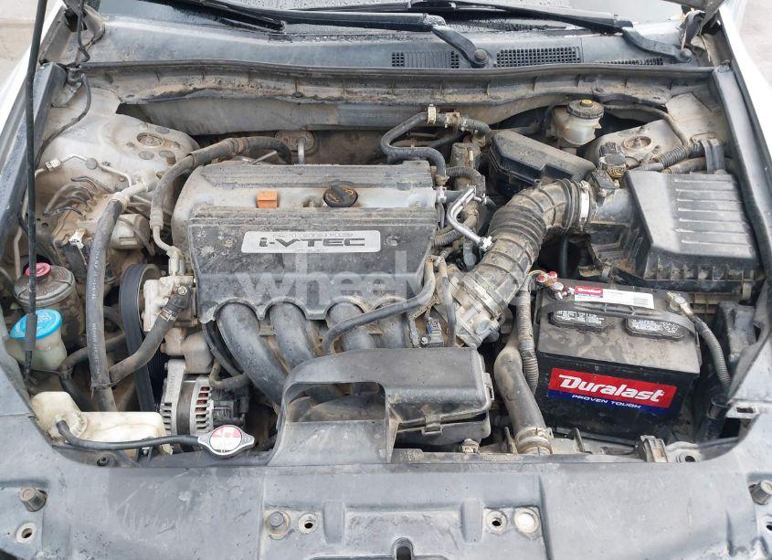 Photo 10 of 2009 Honda Accord 2.4 LX (VIN JHMCP26399C005472)