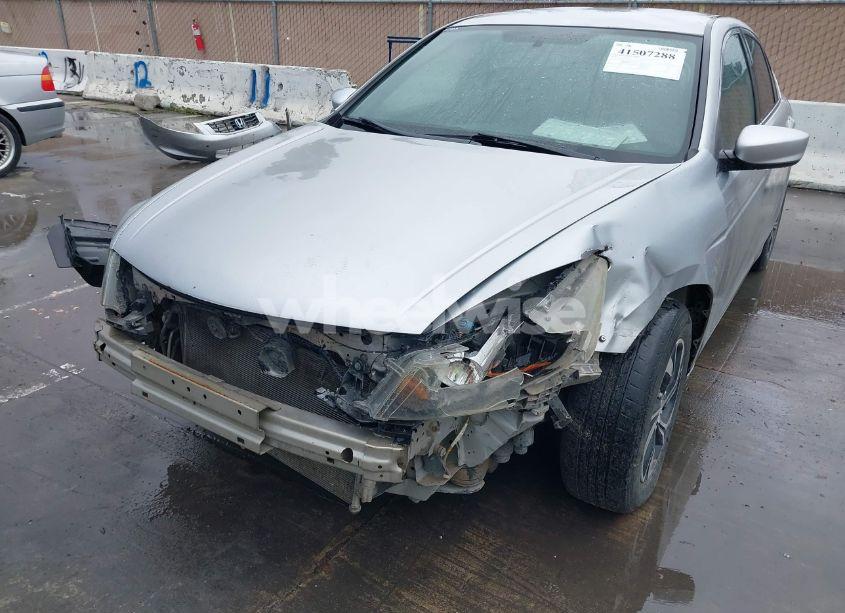 Photo 6 of 2009 Honda Accord 2.4 LX (VIN JHMCP26399C005472)