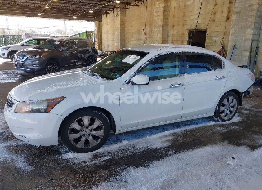 Photo 2 of 2008 Honda Accord 2.4 LX (VIN JHMCP263X8C073567)