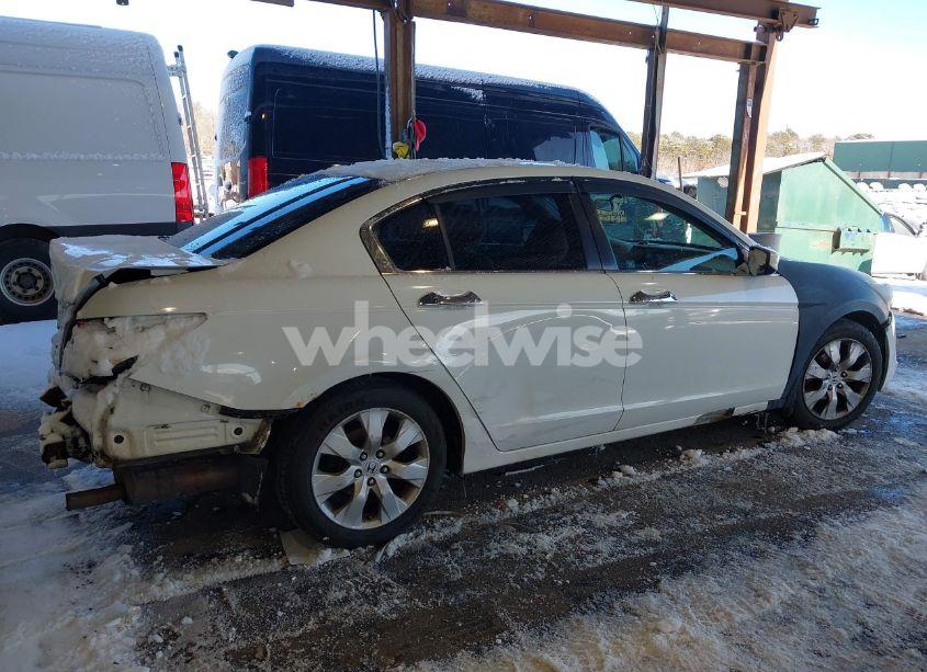 Photo 4 of 2008 Honda Accord 2.4 LX (VIN JHMCP263X8C073567)