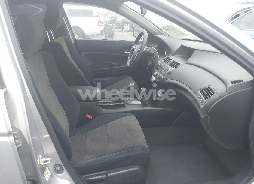 Photo 5 of 2008 Honda Accord 2.4 LX-P (VIN JHMCP26408C005707)