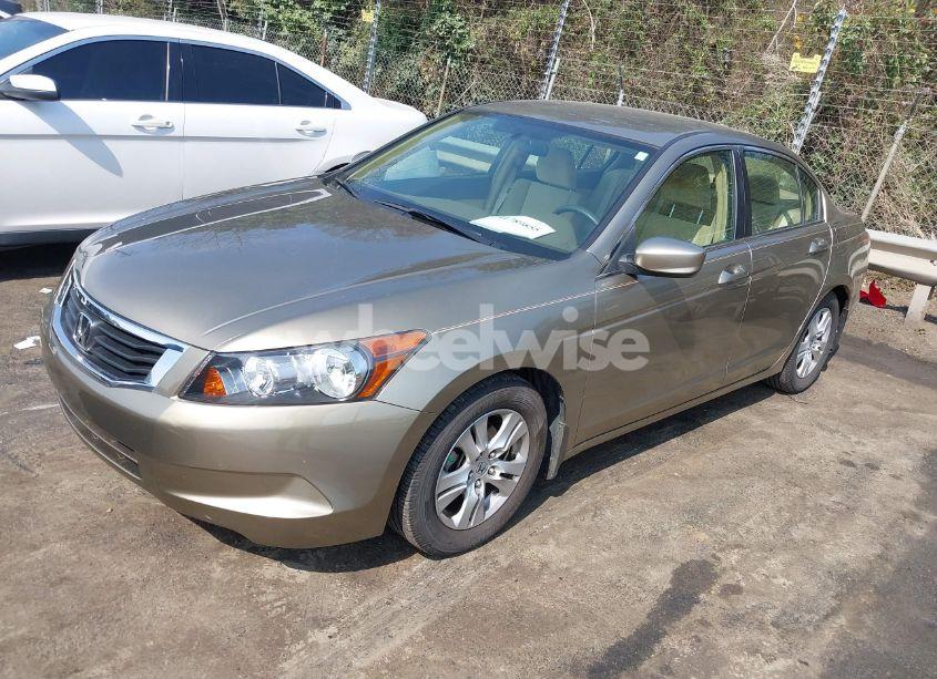 Photo 2 of 2008 Honda Accord 2.4 LX-P (VIN JHMCP26408C018957)
