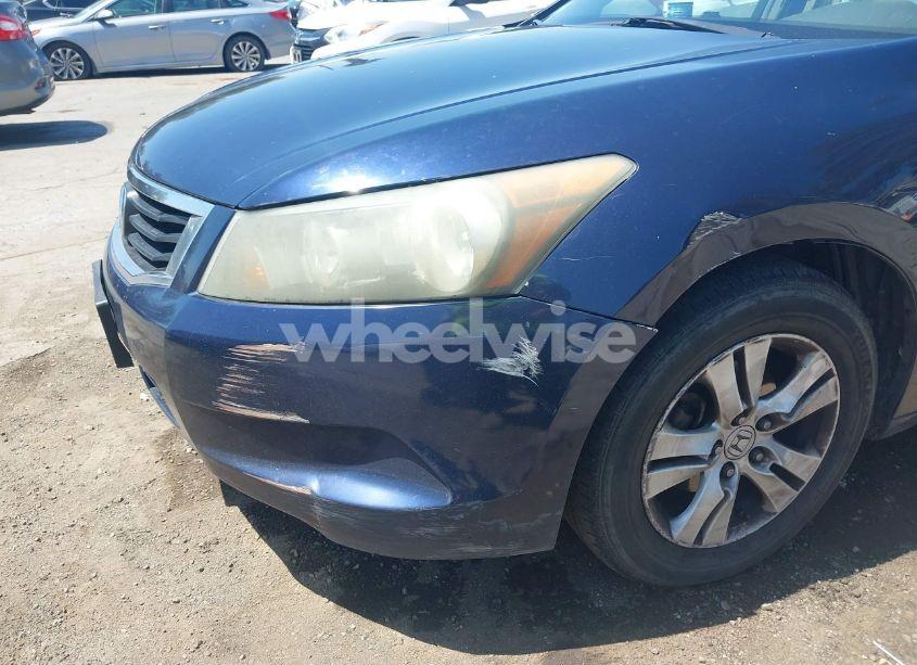 Photo 14 of 2009 Honda Accord 2.4 LX-P (VIN JHMCP26419C009170)