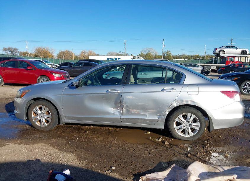 Photo 14 of 2008 Honda Accord 2.4 LX-P (VIN JHMCP26428C053483)