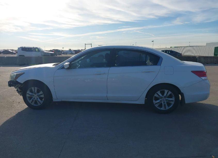 Photo 15 of 2008 Honda Accord 2.4 LX-P (VIN JHMCP26448C048740)