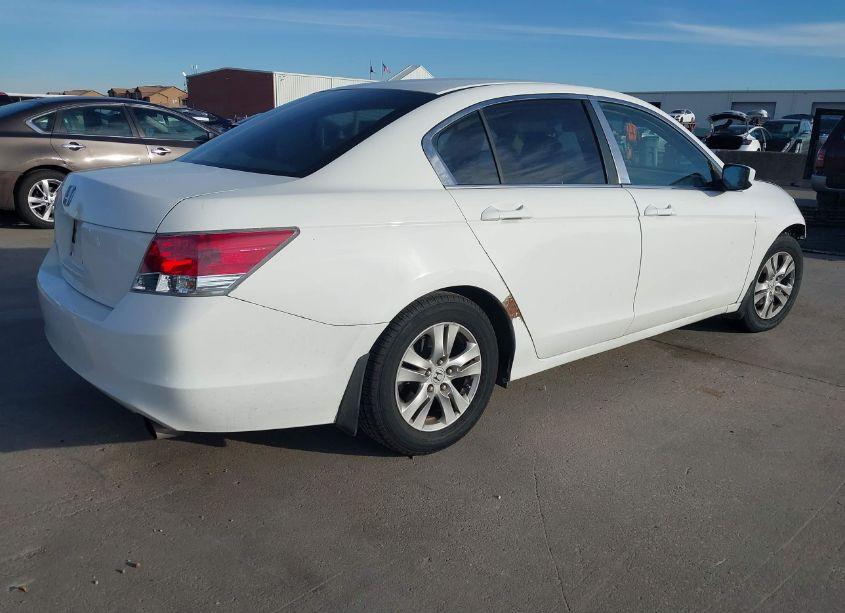 Photo 4 of 2008 Honda Accord 2.4 LX-P (VIN JHMCP26448C048740)