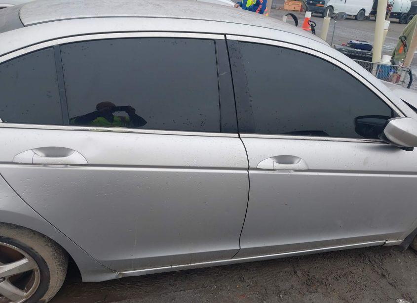 Photo 16 of 2008 Honda Accord 2.4 LX-P (VIN JHMCP26478C019474)