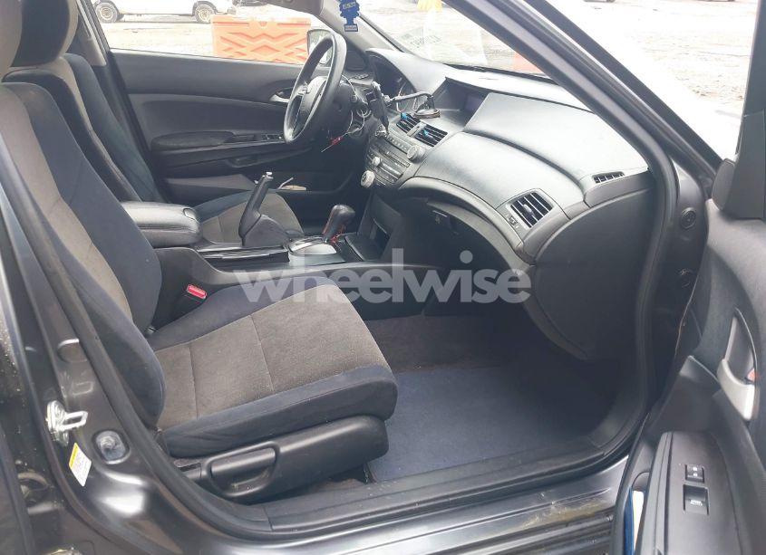 Photo 5 of 2008 Honda Accord 2.4 LX-P (VIN JHMCP26478C026280)