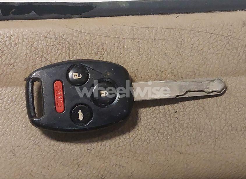 Photo 11 of 2009 Honda Accord 2.4 LX-P (VIN JHMCP26489C016925)