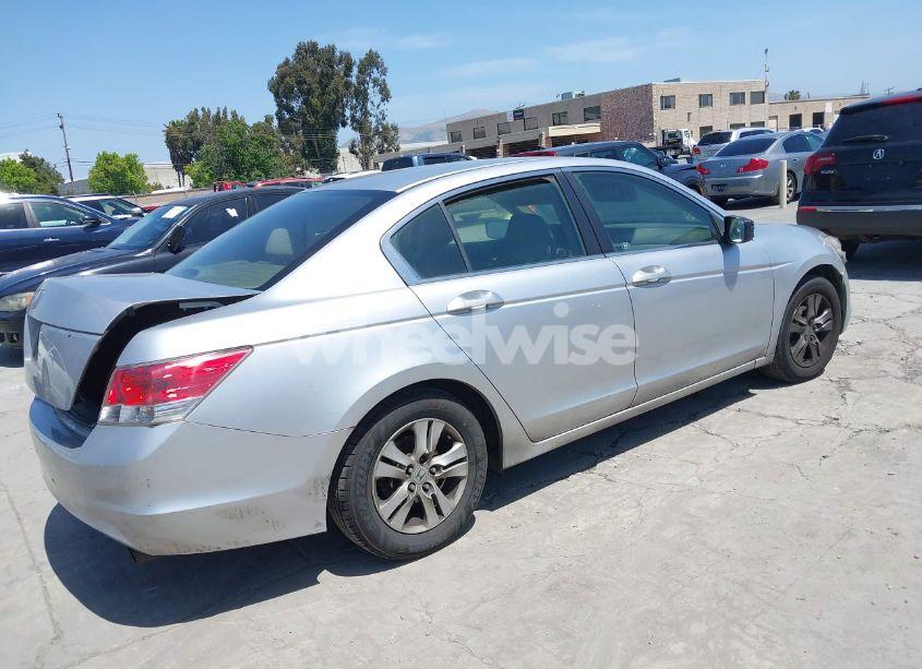 Photo 4 of 2008 Honda Accord 2.4 LX-P (VIN JHMCP26498C027365)