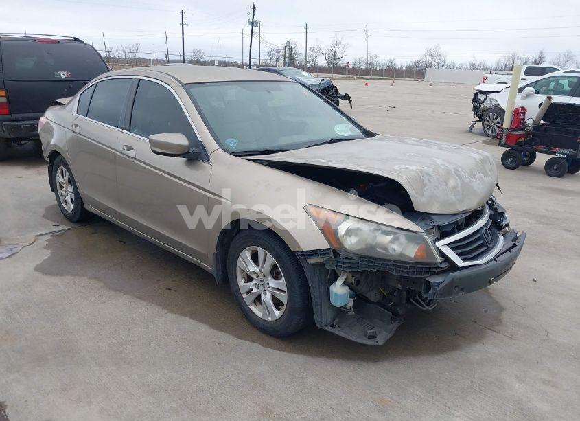 2008 Honda Accord 2.4 LX-P (VIN JHMCP26498C072709) main photo