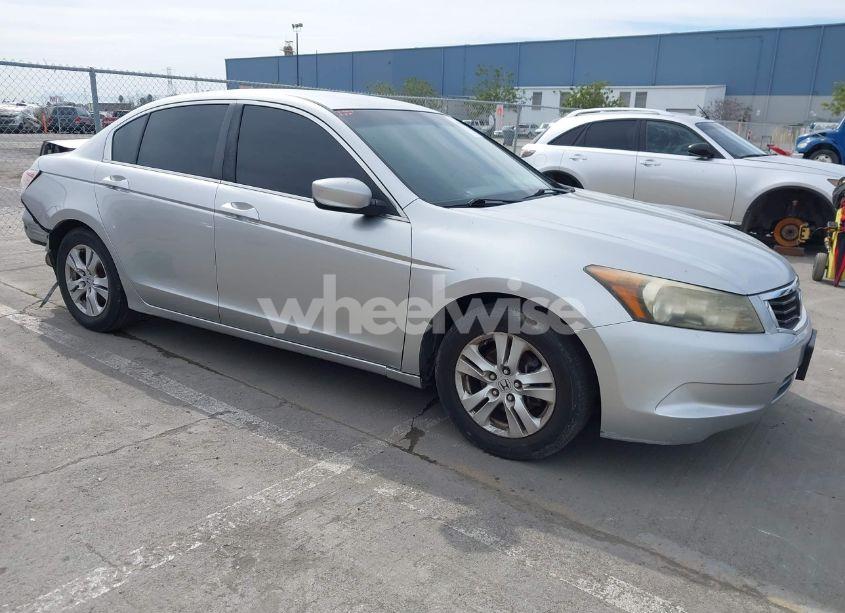 2008 Honda Accord 2.4 LX-P (VIN JHMCP264X8C008792) main photo