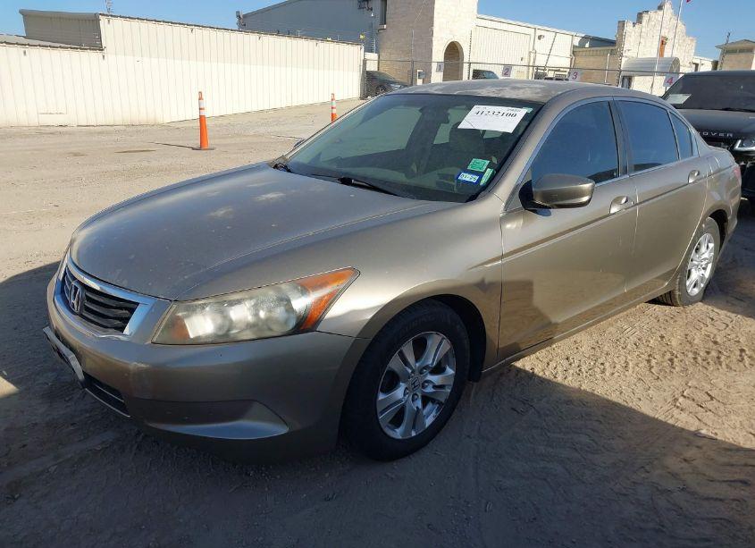 Photo 2 of 2008 Honda Accord 2.4 LX-P (VIN JHMCP264X8C013667)