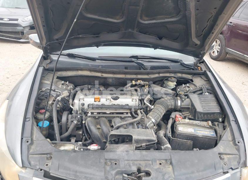 Photo 10 of 2009 Honda Accord 2.4 LX-P (VIN JHMCP264X9C000774)