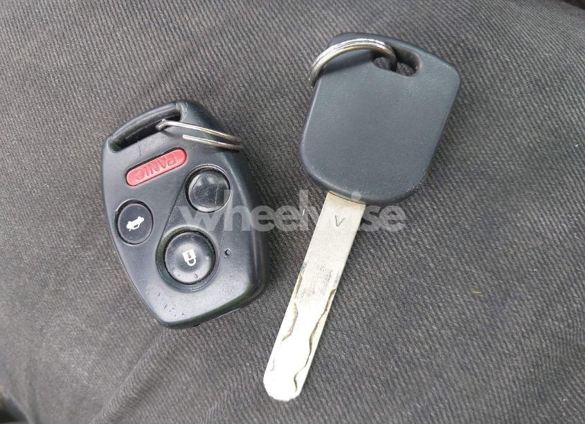 Photo 11 of 2009 Honda Accord 2.4 LX-P (VIN JHMCP264X9C000774)