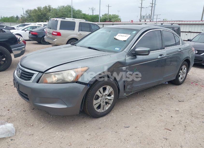 Photo 2 of 2009 Honda Accord 2.4 LX-P (VIN JHMCP264X9C000774)