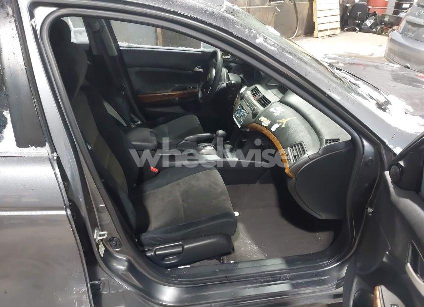 Photo 5 of 2009 Honda Accord 2.4 LX-P (VIN JHMCP264X9C016456)