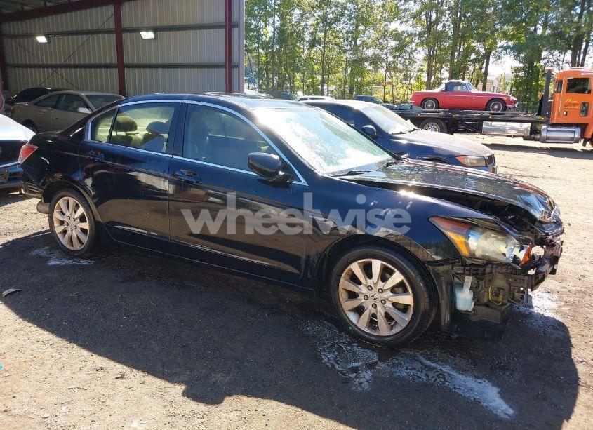 2008 Honda Accord SDN EX (VIN JHMCP26718C060208) main photo