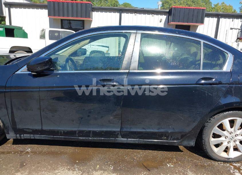 Photo 14 of 2008 Honda Accord SDN EX (VIN JHMCP26718C060208)