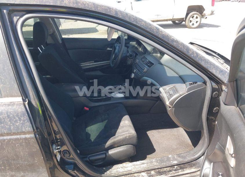 Photo 5 of 2008 Honda Accord 2.4 EX (VIN JHMCP26728C060184)