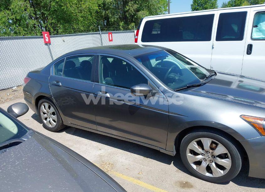 Photo 6 of 2008 Honda Accord 2.4 EX (VIN JHMCP26738C017294)
