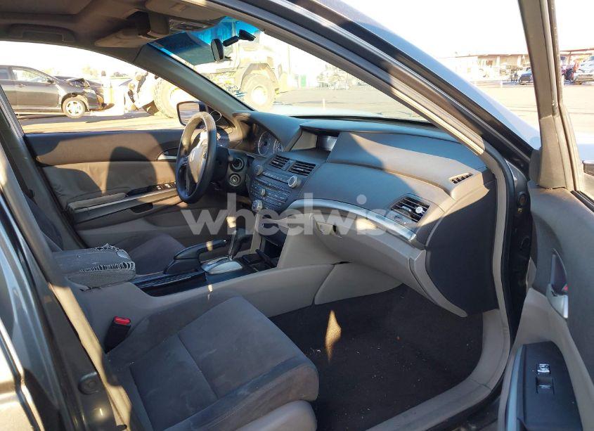 Photo 5 of 2008 Honda Accord 2.4 EX (VIN JHMCP26738C046486)