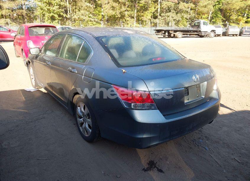 Photo 3 of 2008 Honda Accord 2.4 EX (VIN JHMCP26738C068617)