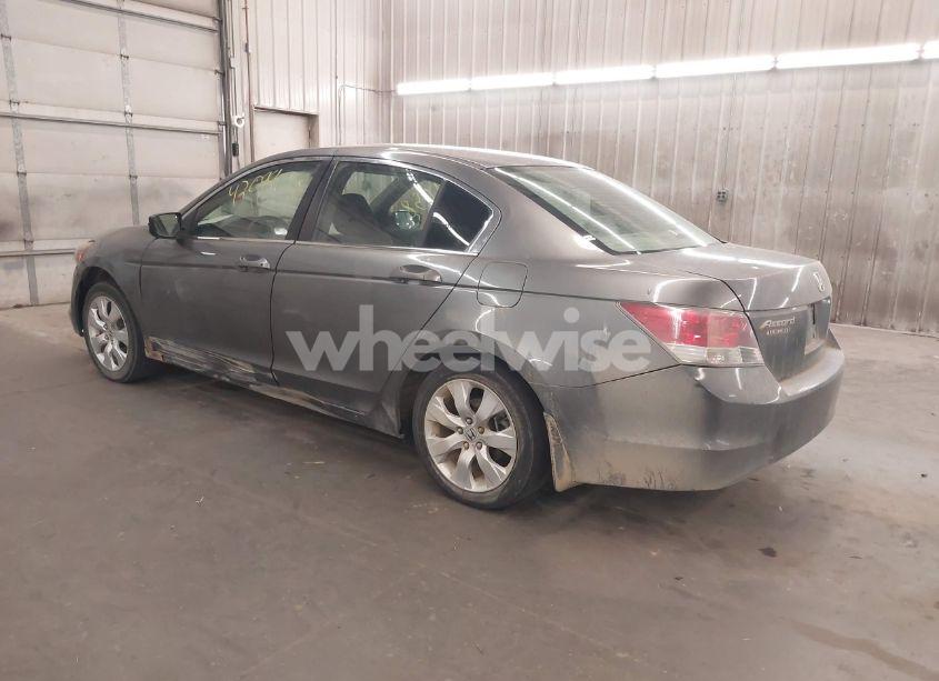 Photo 3 of 2008 Honda Accord 2.4 EX (VIN JHMCP26748C043984)