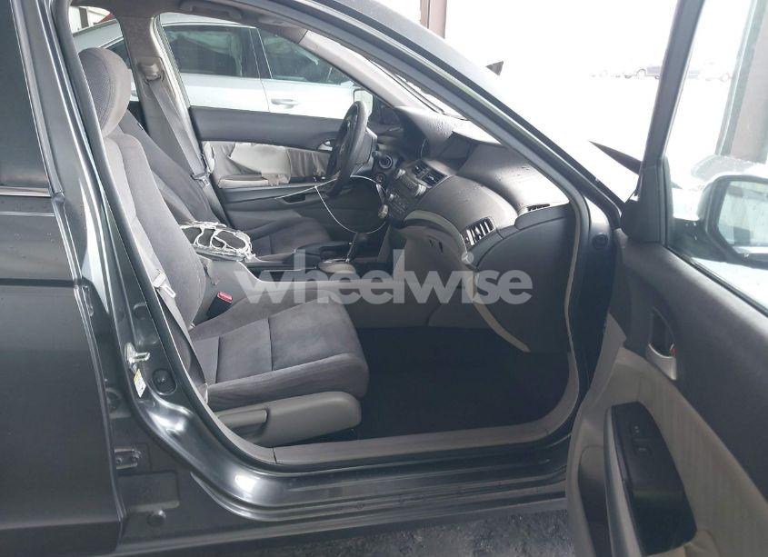 Photo 5 of 2008 Honda Accord 2.4 EX (VIN JHMCP26748C060641)