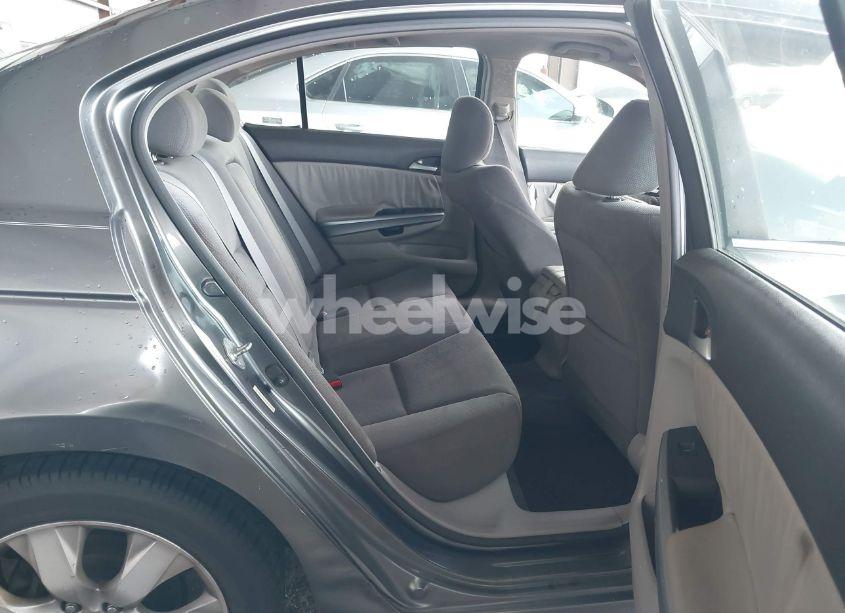 Photo 8 of 2008 Honda Accord 2.4 EX (VIN JHMCP26748C060641)