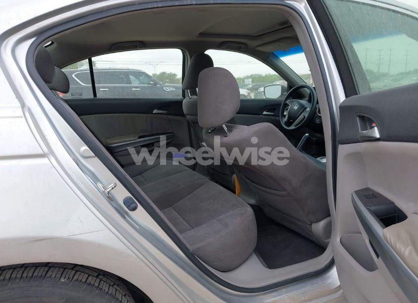 Photo 8 of 2008 Honda Accord 2.4 EX (VIN JHMCP26758C021699)