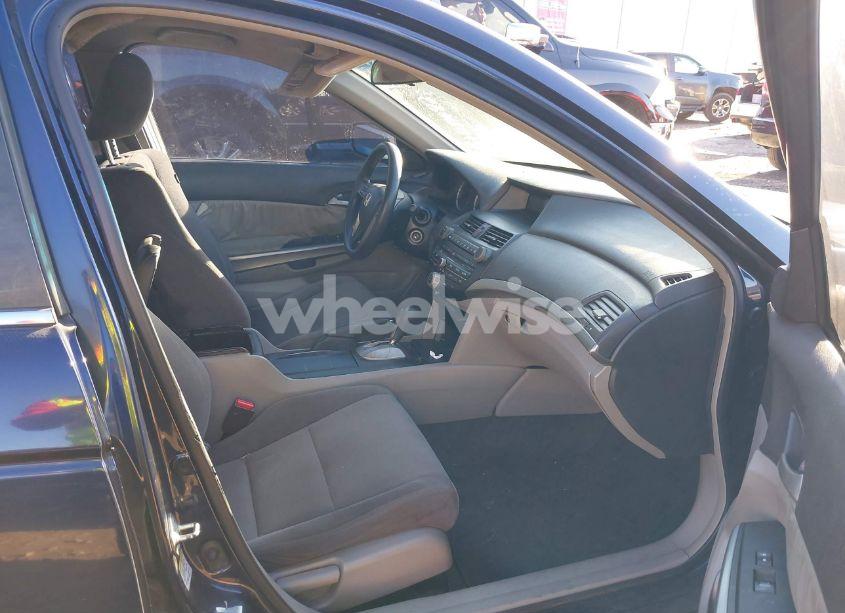 Photo 5 of 2008 Honda Accord 2.4 EX (VIN JHMCP26798C000595)