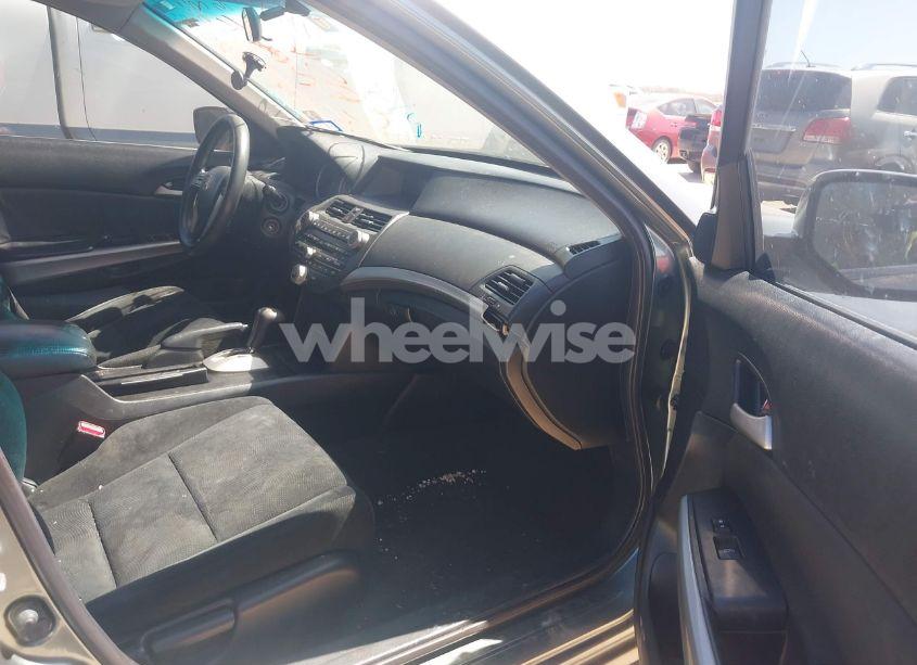 Photo 5 of 2008 Honda Accord 2.4 EX (VIN JHMCP26798C006770)