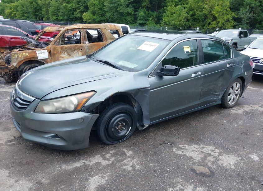 Photo 2 of 2008 Honda Accord 2.4 EX (VIN JHMCP26798C047609)