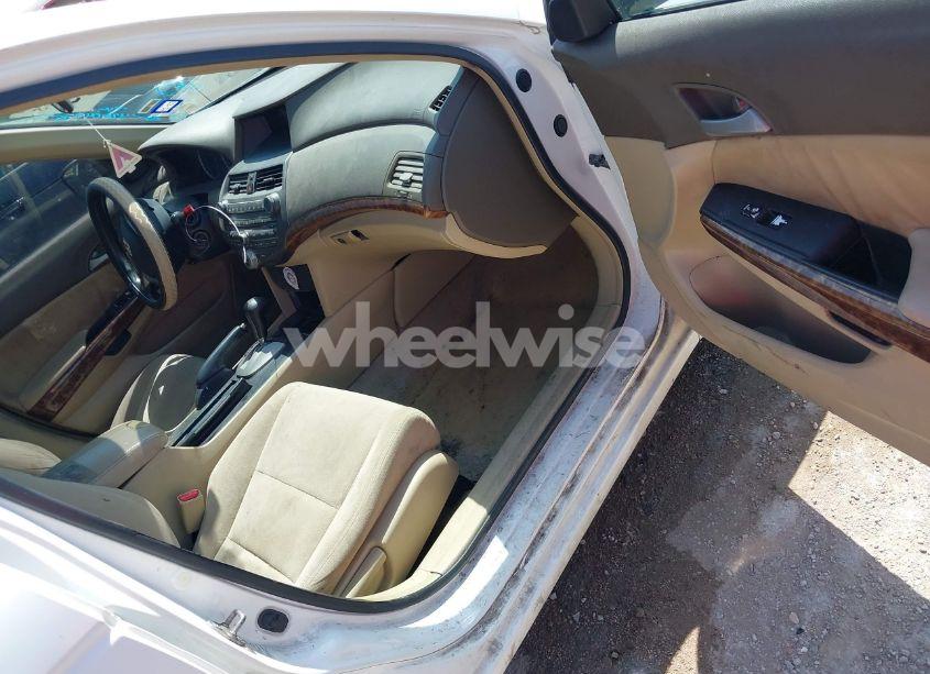 Photo 5 of 2008 Honda Accord 2.4 EX (VIN JHMCP26798C071473)