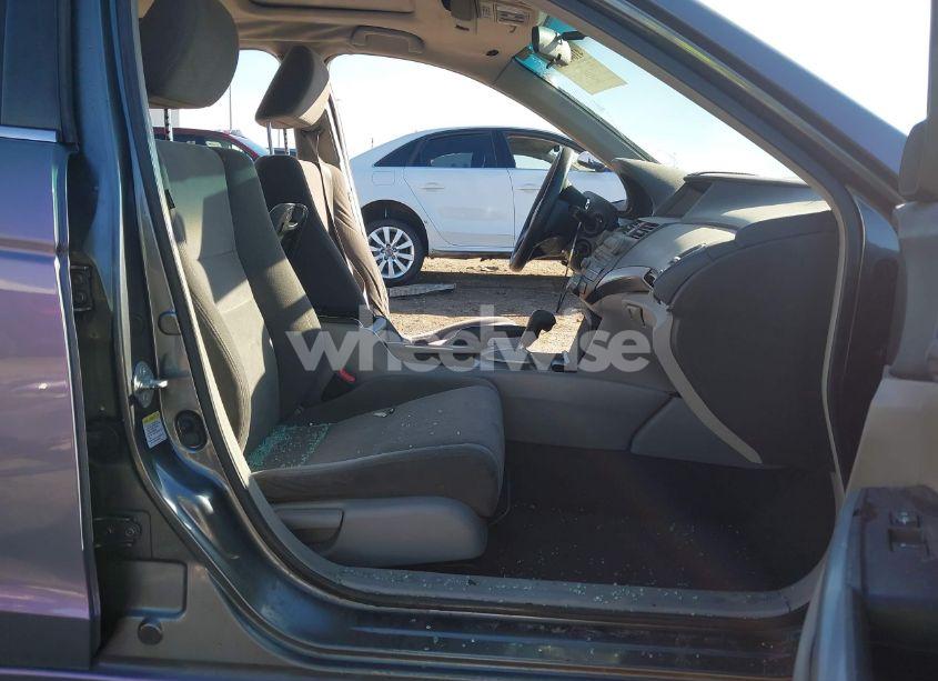 Photo 5 of 2008 Honda Accord 2.4 EX (VIN JHMCP26798C078245)