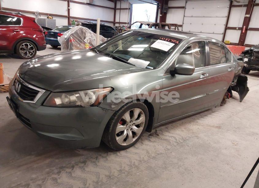Photo 2 of 2008 Honda Accord 2.4 EX (VIN JHMCP267X8C021133)